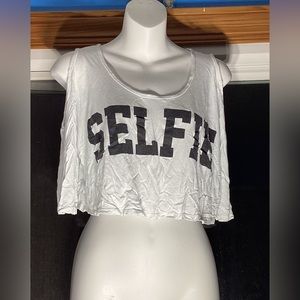 Black and White Cropped (Shoulder Cut Out) Half Slevee Selfie Top Size Large